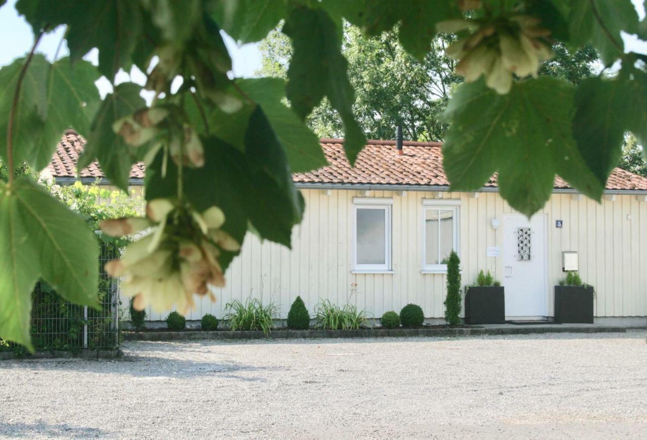 Gaestehaus Gaumenflug Am See Günzburg Exteriör bild